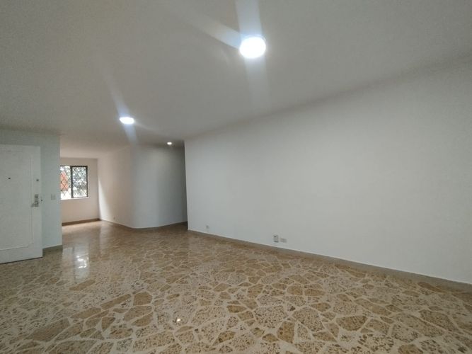 Apartamento de 2 alcobas en arriendo en Laureles, Medellín, 78 m² · foto 16 de 20