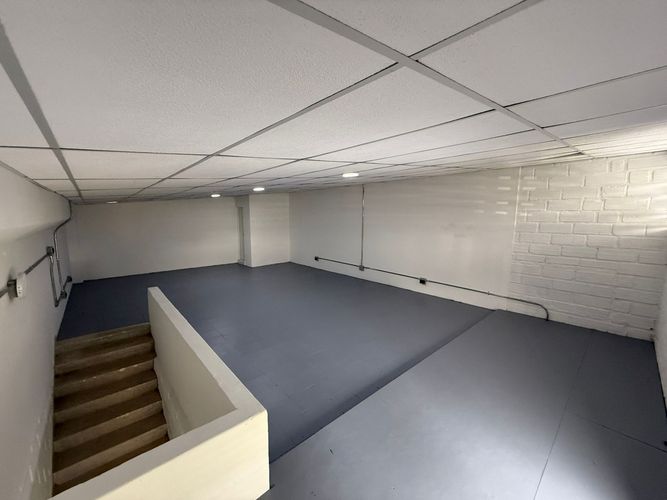 Bodega en arriendo en Cristo Rey, Medellín, 164 m² · foto 8 de 8