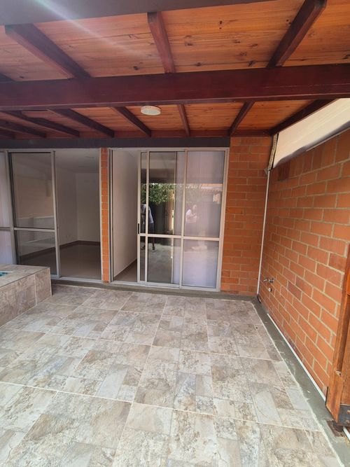 Casa de 3 alcobas en venta en Cinco Soles, Jamundí, 95 m² · foto 12 de 24