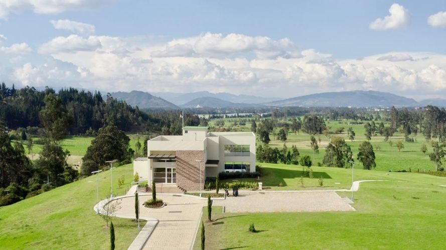 Casa de 4 alcobas en venta en La Violeta, Sopó, 1750 m² · foto 12 de 24