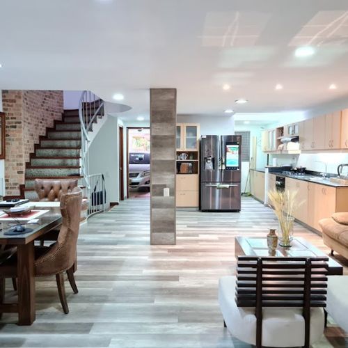 Casa de 3 alcobas en venta en Escobero, Envigado, 310 m² · foto 2 de 24