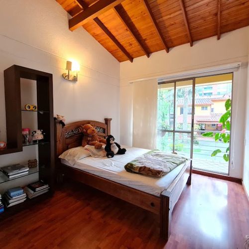 Casa de 3 alcobas en venta en Escobero, Envigado, 310 m² · foto 13 de 24