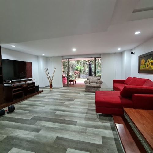 Casa de 3 alcobas en venta en Escobero, Envigado, 310 m² · foto 17 de 24