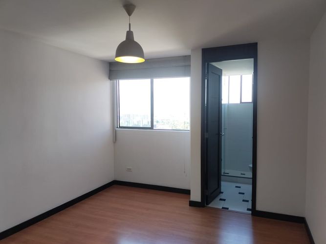 Apartamento de 3 alcobas en arriendo en El Poblado, Medellín, 174 m² · foto 9 de 17
