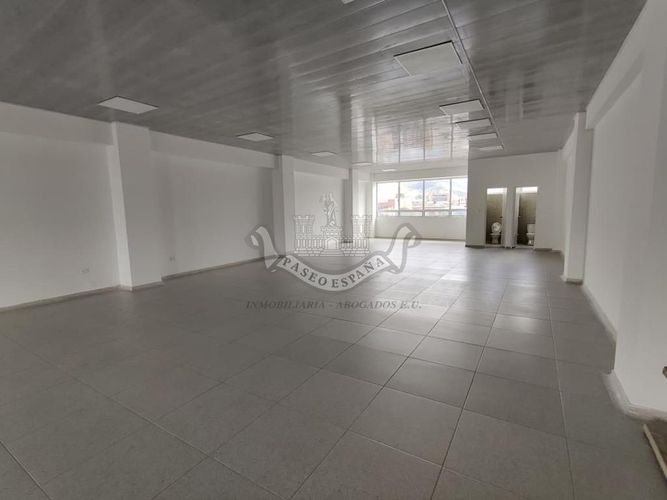Oficina en arriendo en Centro, Soacha, 320 m² · foto 2 de 7