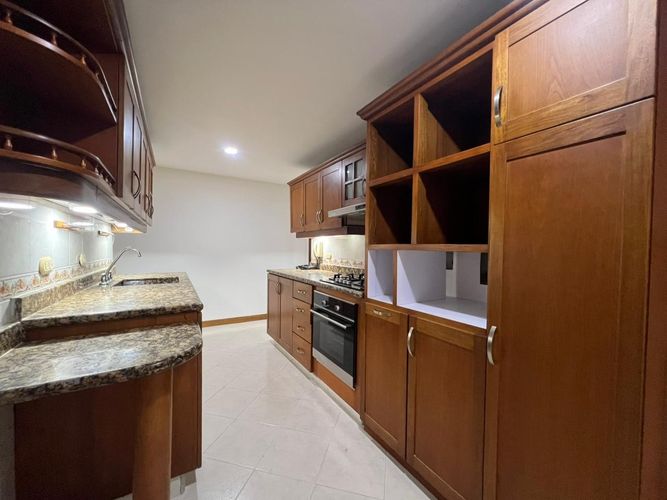 Apartamento de 3 alcobas en arriendo en Santa María De Los Ángeles, Medellín, 157 m² · foto 5 de 19