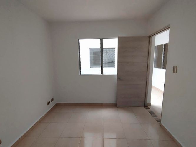 Oficina en arriendo en Laureles, Medellín, 224 m² · foto 3 de 18
