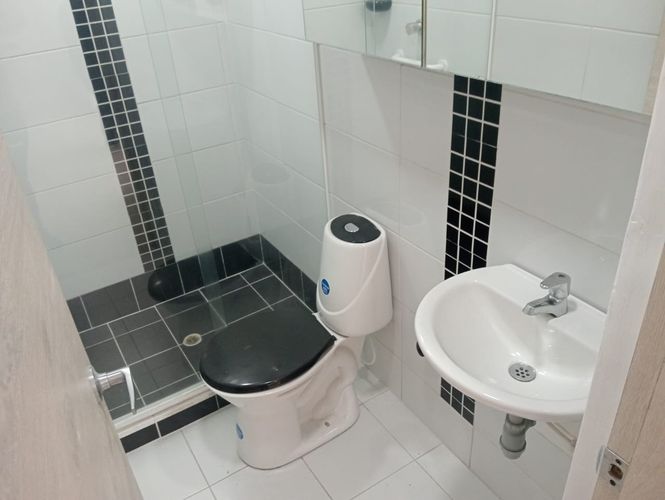 Oficina en arriendo en Laureles, Medellín, 224 m² · foto 17 de 18