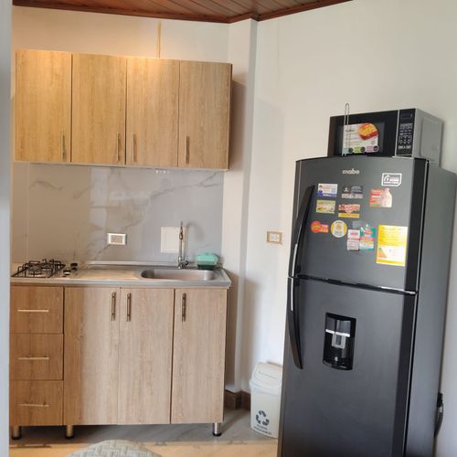 Edificio en venta en Senderos Del Lili, Cali, 480 m² · foto 2 de 9