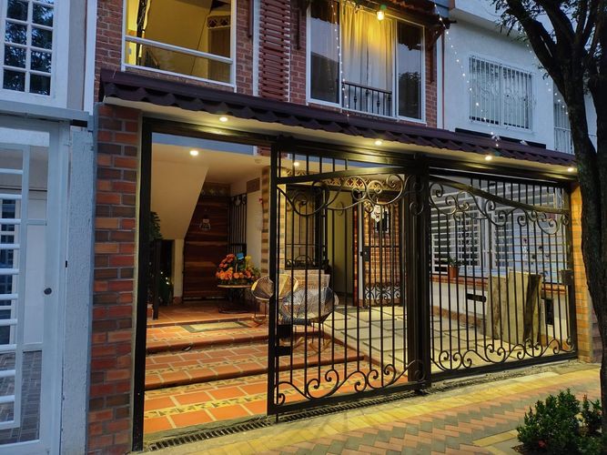 Edificio en venta en Senderos Del Lili, Cali, 480 m² · foto 6 de 9