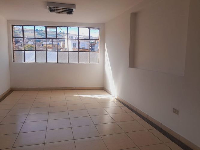 Casa de 18 alcobas en arriendo en Tunja, Tunja, 1100 m² · foto 16 de 20