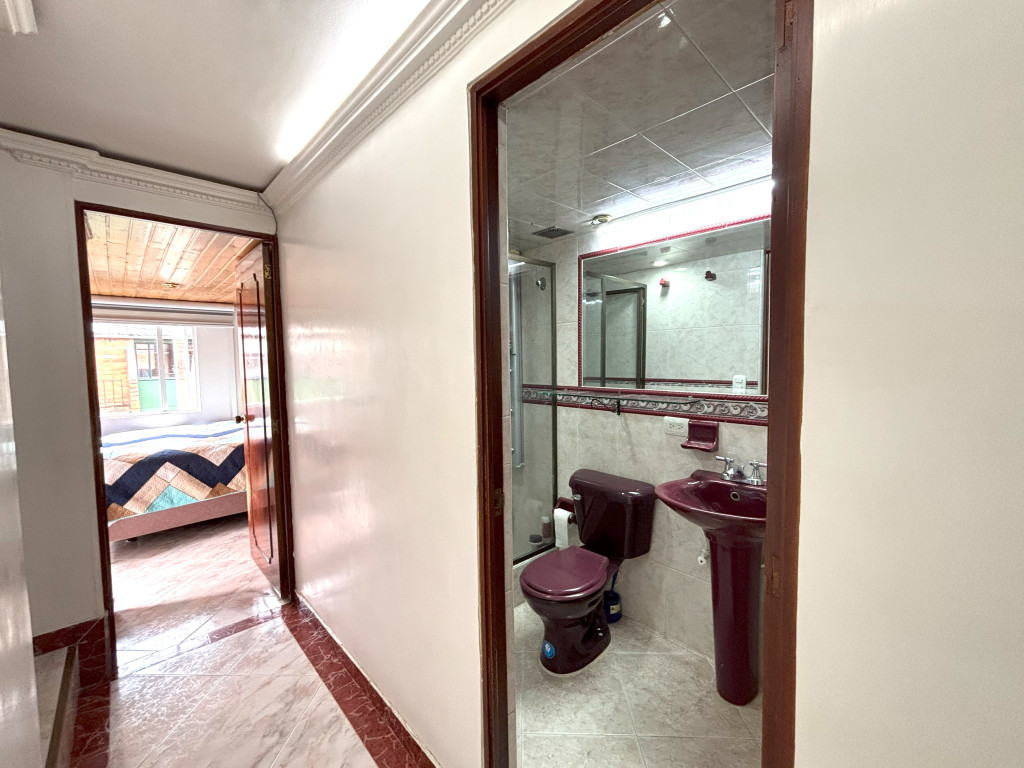 Casa en venta en Verbenal San Antonio, Bogotá · foto 14 de 24