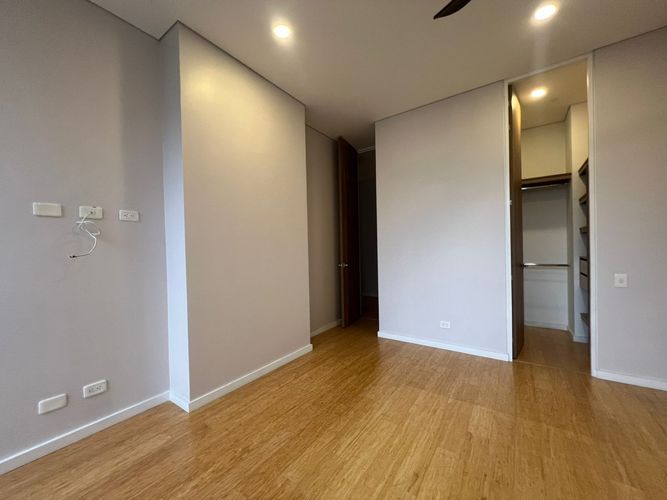 Apartamento de 3 alcobas en venta en La Pradera, Envigado, 210 m² · foto 9 de 18