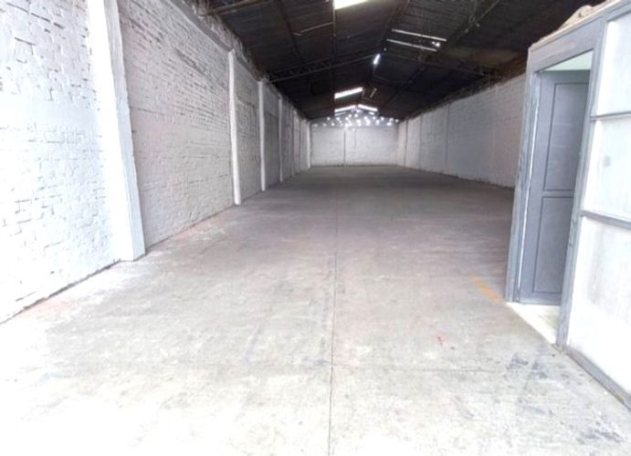 Bodega en arriendo en Romelia Alta, Dosquebradas, 430 m² · foto 6 de 8