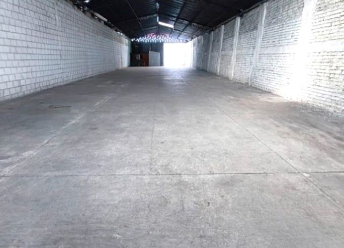 Bodega en arriendo en Romelia Alta, Dosquebradas, 430 m² · foto 8 de 8