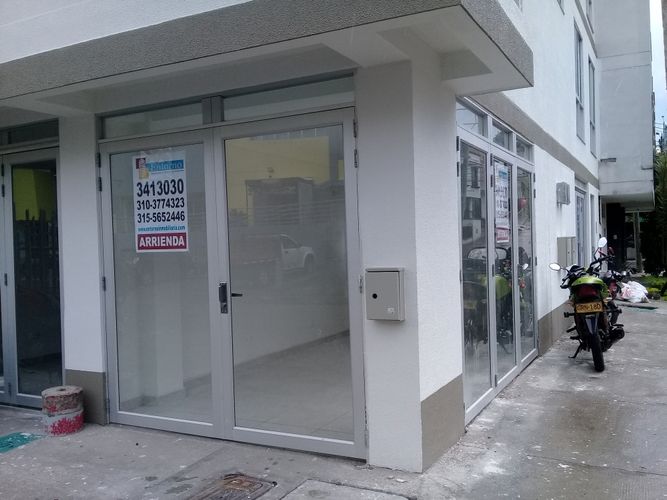 Edificio en venta en El Poblado Ii Etapa, Pereira, 75 m² · foto 2 de 15