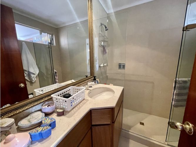 Casa de 4 alcobas en venta en Altos Del Poblado, Medellín, 300 m² · foto 9 de 18