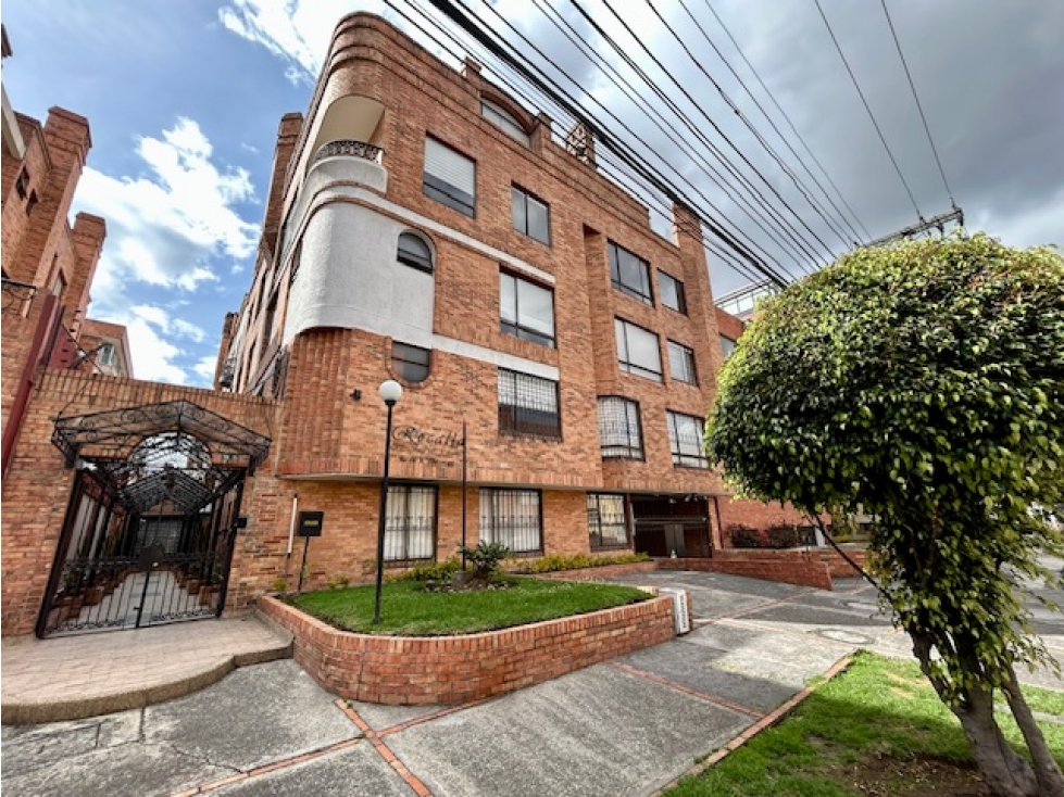 Apartamento en venta en San Patricio, Bogotá · foto 2 de 24