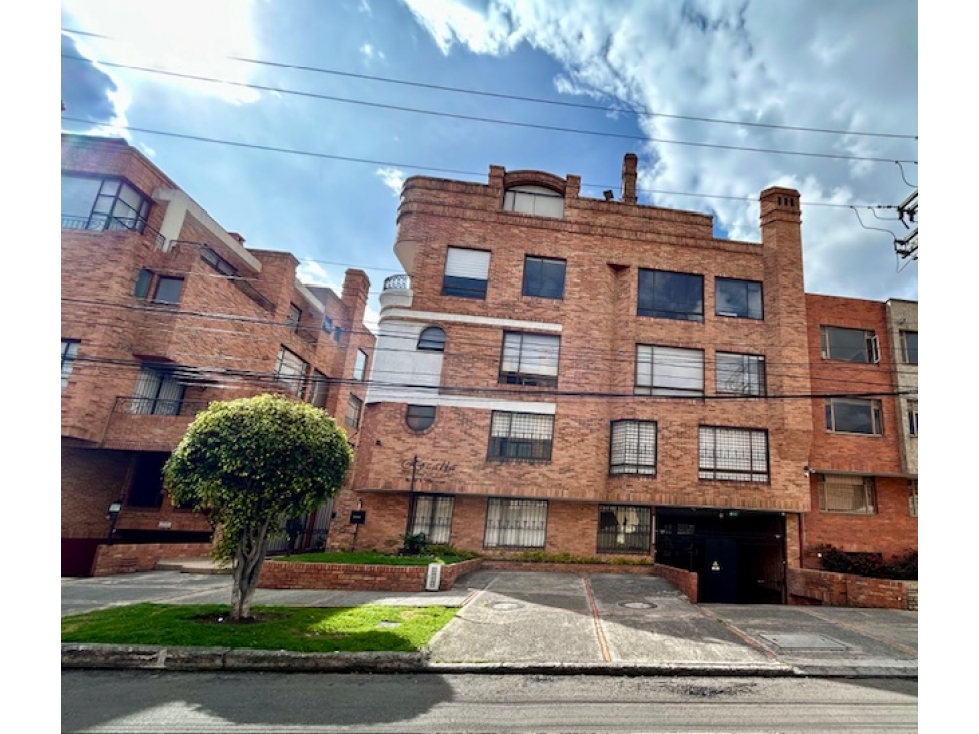 Apartamento en venta en San Patricio, Bogotá · foto 3 de 24