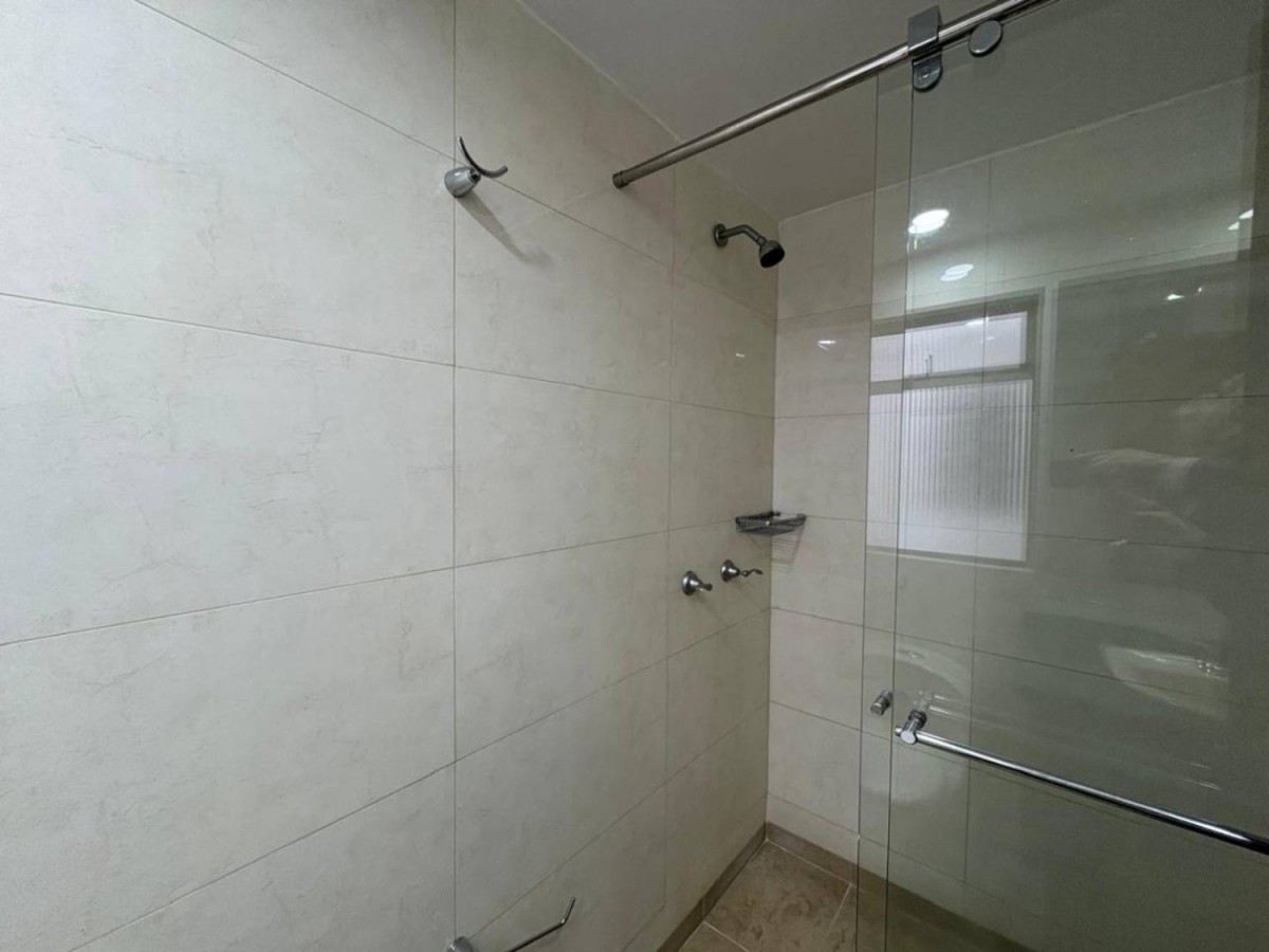 Casa en venta en Las Villas, Bogotá · foto 21 de 24