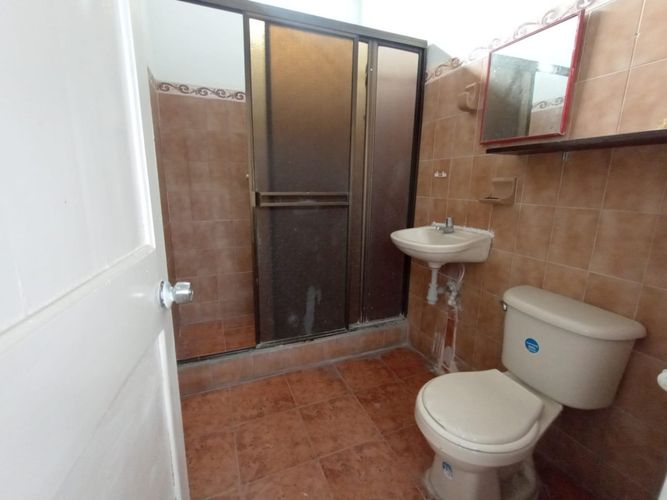 Casa de 20 alcobas en venta en Bretaña, Cali, 642 m² · foto 14 de 24