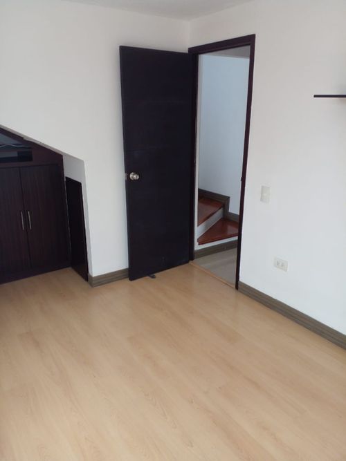 Casa de 3 alcobas en venta en Condina, Pereira, 120 m² · foto 4 de 11