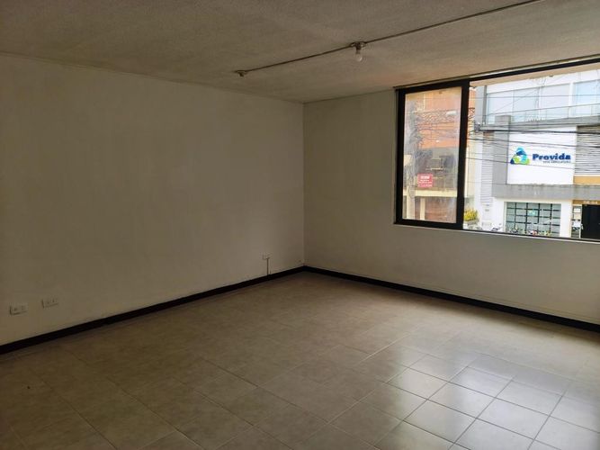 Edificio en venta en Tequendama, Cali, 644 m² · foto 9 de 24