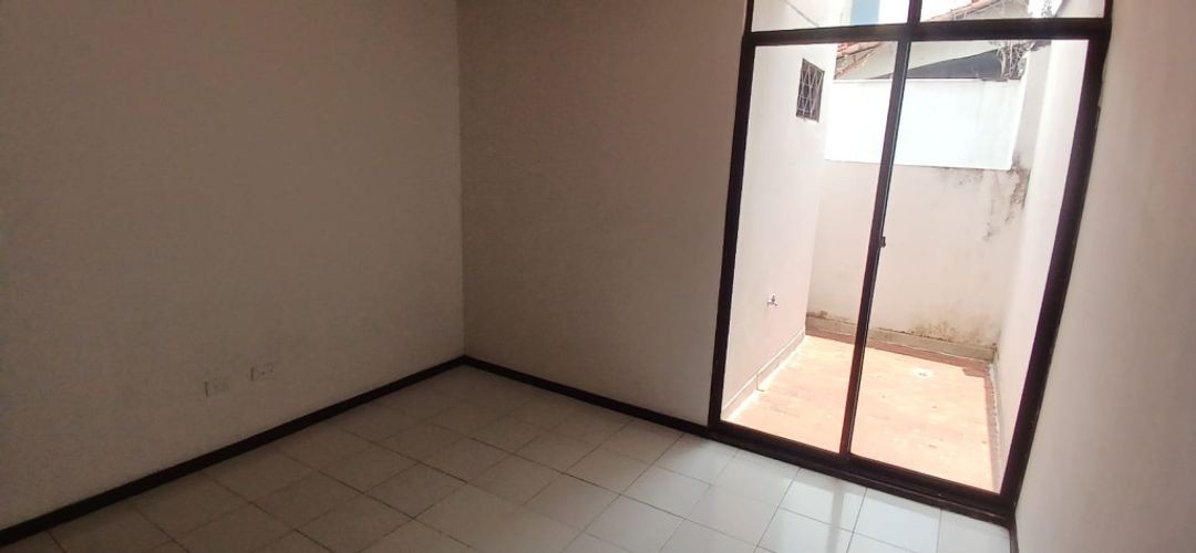 Edificio en venta en Tequendama, Cali, 644 m² · foto 21 de 24