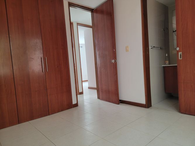 Apartamento de 3 alcobas en venta en La Flora, Cali, 80 m² · foto 4 de 24