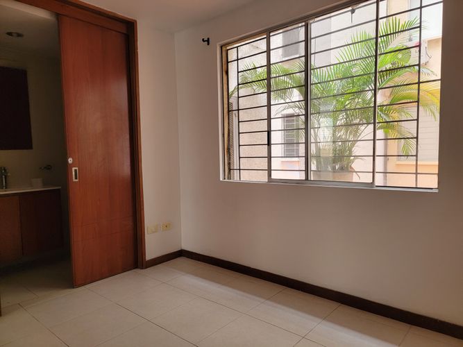 Apartamento de 3 alcobas en venta en La Flora, Cali, 80 m² · foto 14 de 24