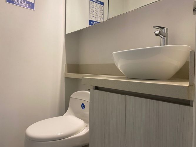 Oficina en arriendo en El Poblado, Medellín, 37 m² · foto 8 de 8