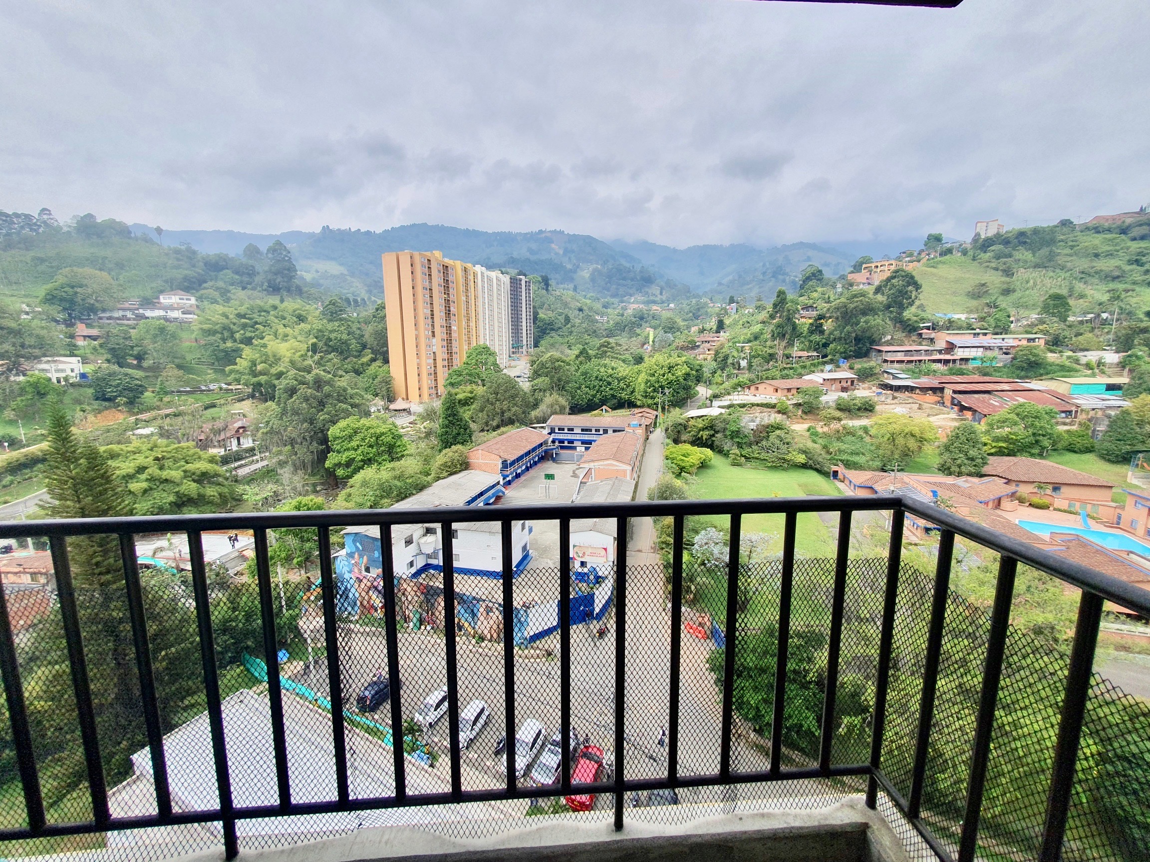 Apartamento en venta en La Inmaculada, La Estrella · foto 4 de 12
