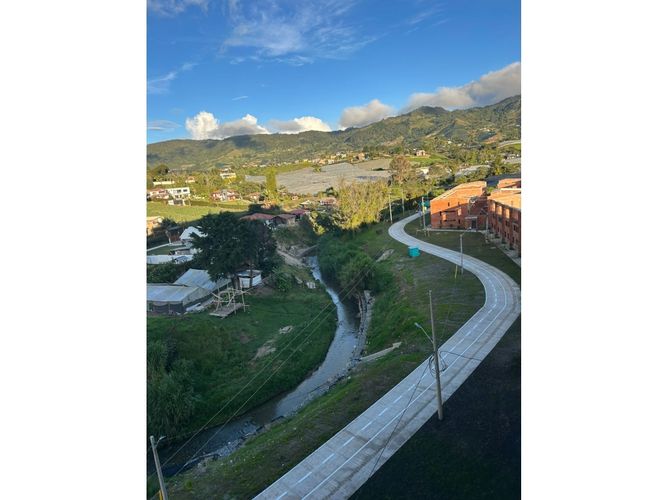 Apartamento de 3 alcobas en venta en El Carmen De Viboral, El Carmen de Viboral, 52 m² · foto 14 de 14