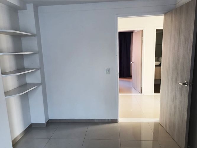 Apartamento de 3 alcobas en arriendo en Laureles, Medellín, 150 m² · foto 10 de 19