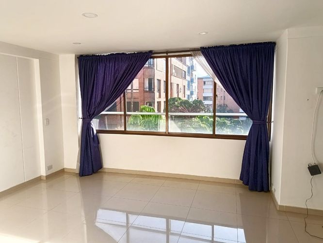 Apartamento de 3 alcobas en arriendo en Laureles, Medellín, 150 m² · foto 12 de 19