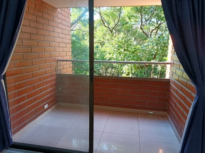 Apartamento de 3 alcobas en arriendo en Laureles, Medellín, 150 m² · foto 18 de 19