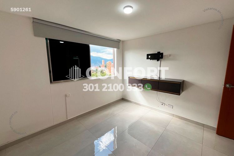 Apartamento de 3 alcobas en arriendo en Altos Del Poblado, Medellín, 100 m² · foto 10 de 24