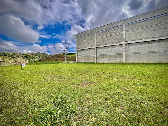 Lote en venta en Guarne, 891 m² · foto 4 de 24
