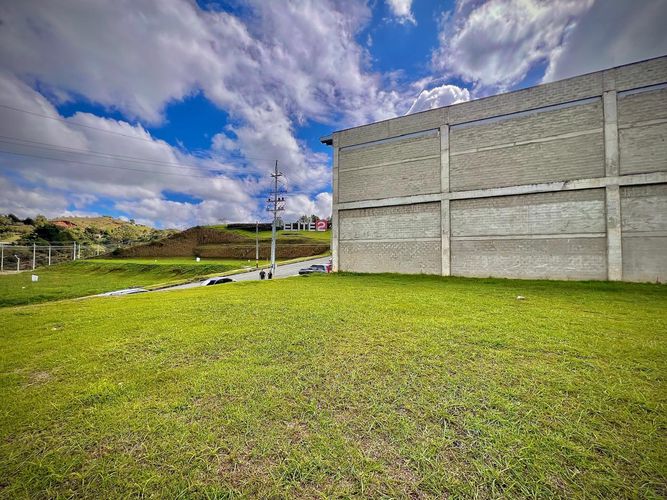 Lote en venta en Guarne, 891 m² · foto 8 de 24