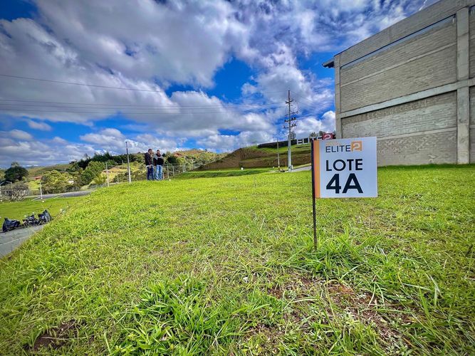 Lote en venta en Guarne, 891 m² · foto 12 de 24