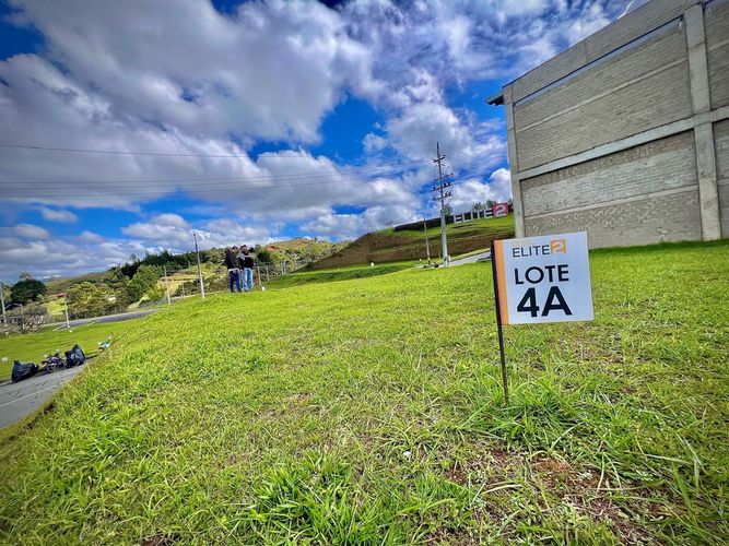 Lote en venta en Guarne, 891 m² · foto 16 de 24