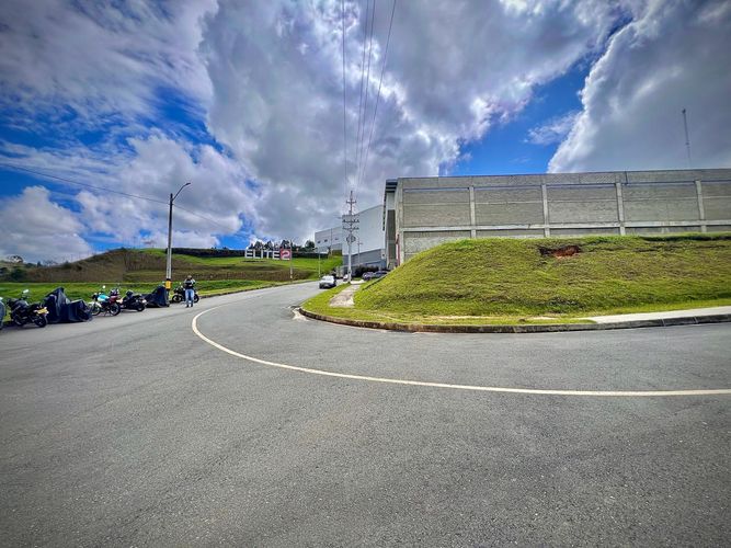 Lote en venta en Guarne, 891 m² · foto 24 de 24