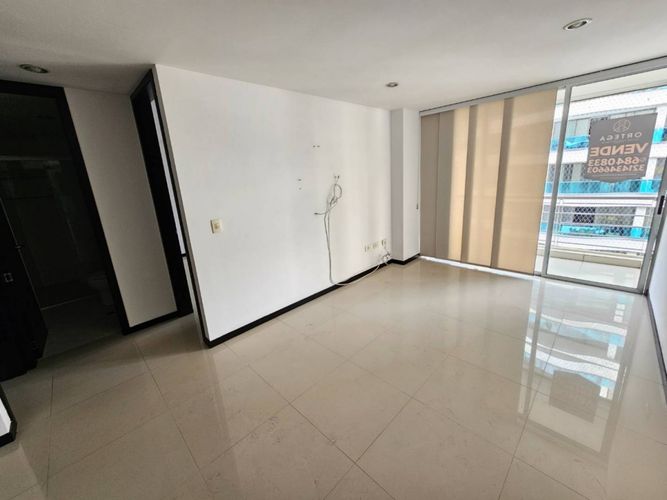 Apartamento de 2 alcobas en venta en Sotomayor, Bucaramanga, 84 m² · foto 2 de 12