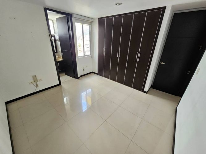 Apartamento de 2 alcobas en venta en Sotomayor, Bucaramanga, 84 m² · foto 6 de 12
