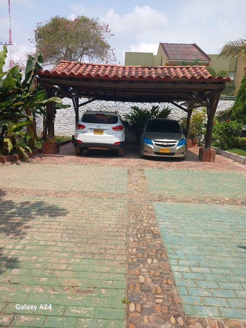 Casa de 5 alcobas en arriendo en Lote Amador, Cartagena, 1000 m² · foto 13 de 24