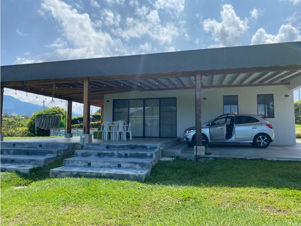 Casa en venta en Combia, Pereira · foto 2 de 24