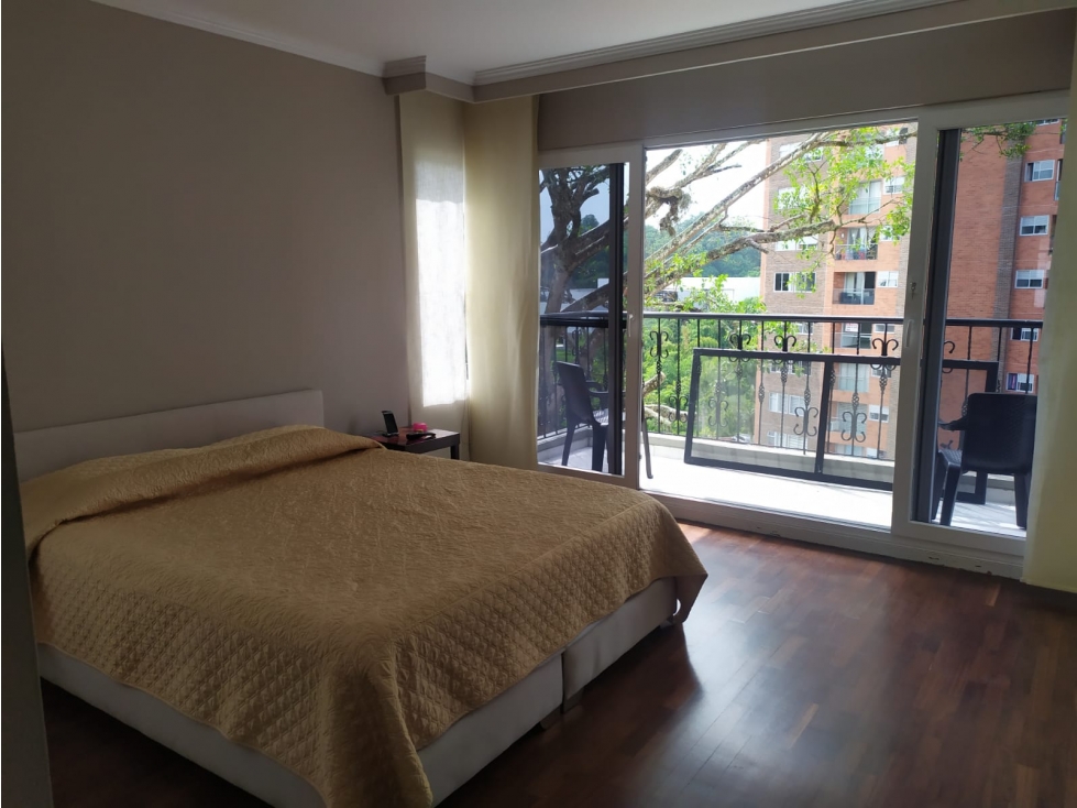 Apartamento en venta en Pinares, Pereira · foto 11 de 24