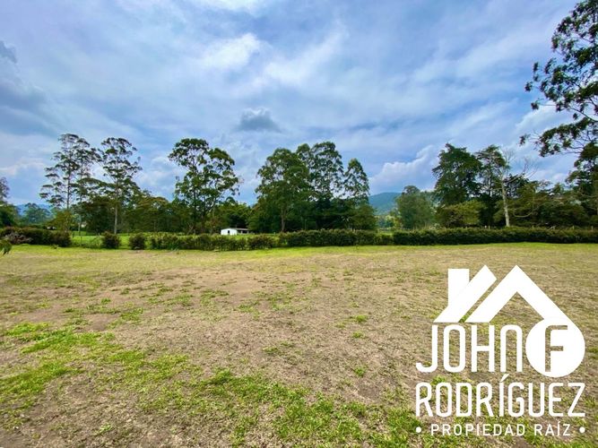 Lote en venta en San Nicolas, La Ceja, 2725 m² · foto 7 de 8