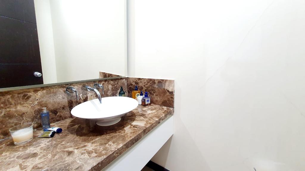 Apartamento en venta en Lagos De Cordoba, Bogotá · foto 4 de 20