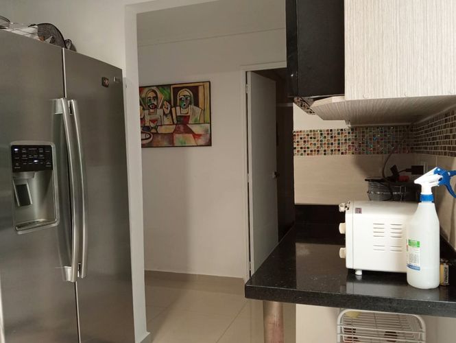 Casa de 4 alcobas en venta en Laureles, Medellín, 150 m² · foto 2 de 19